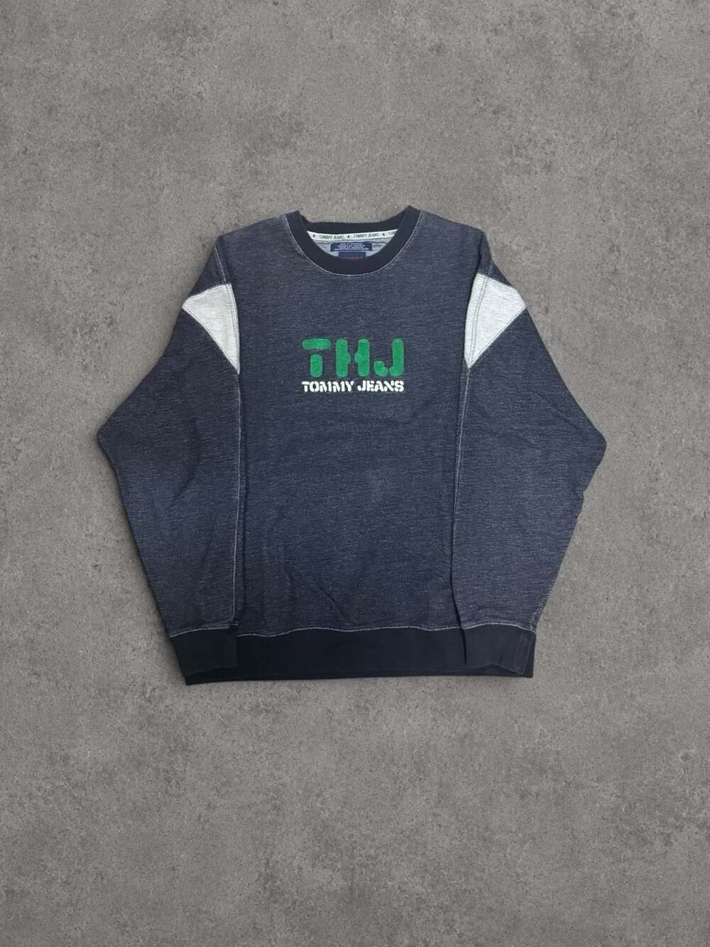 Vintage Tommy Jeans TMJ Green Logo Crewneck